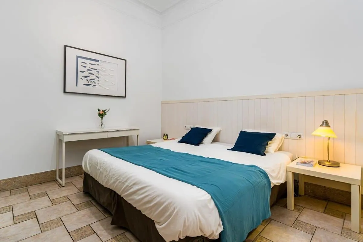 Historic Apartment With Private Terrace In Example Barcelona