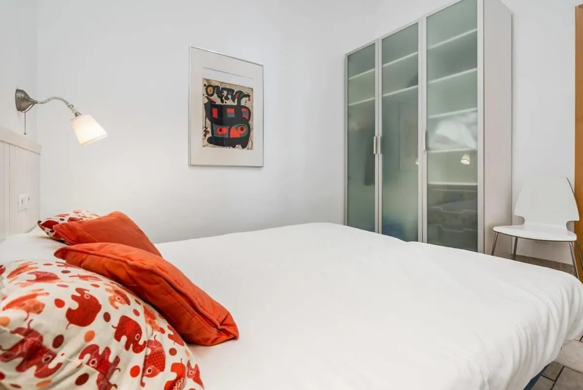 Historic Apartment With Private Terrace In Example Barcelona
