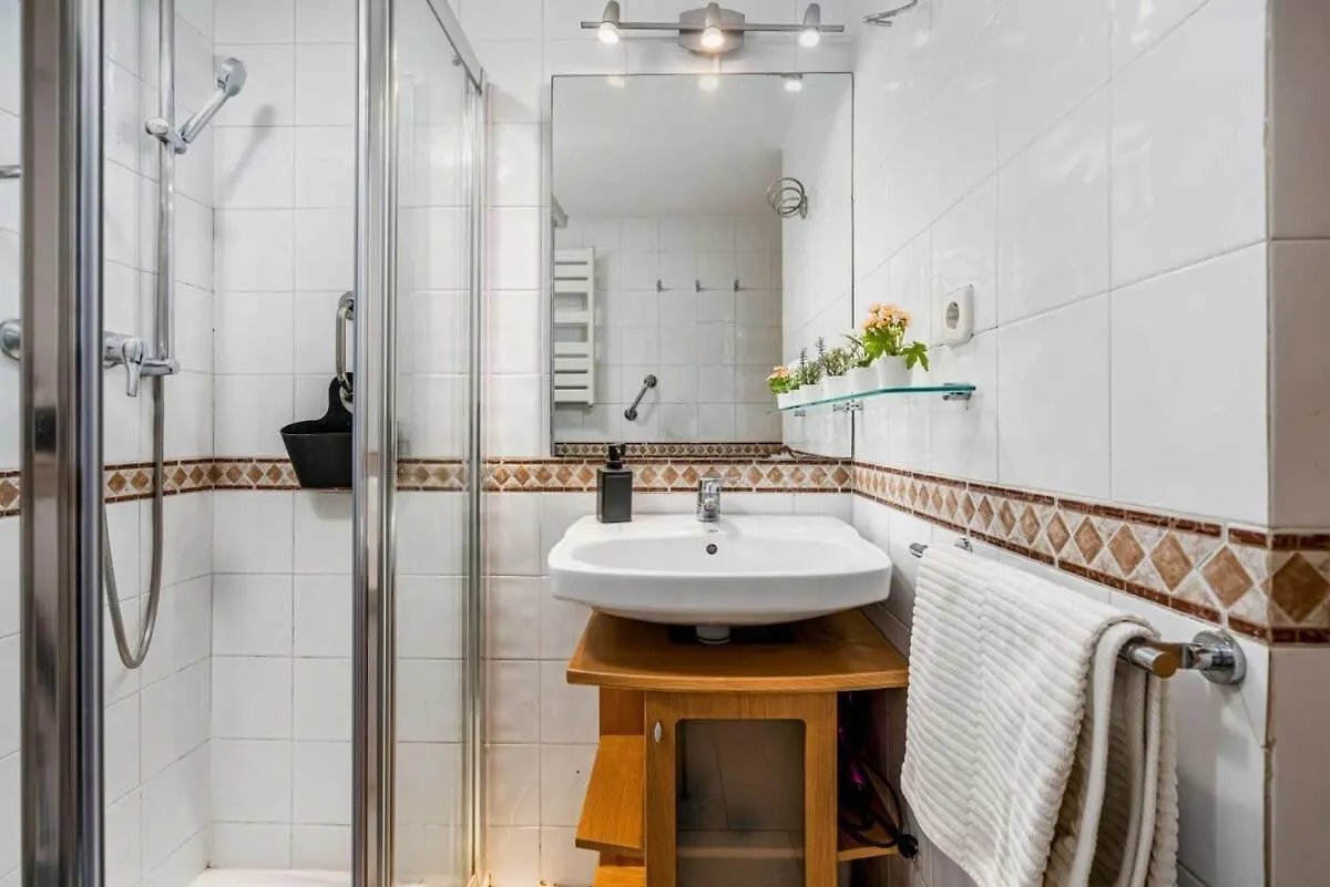 Historic Apartment With Private Terrace In Example Barcelona