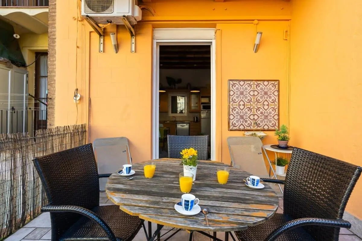 Historic Apartment With Private Terrace In Example Barcelona