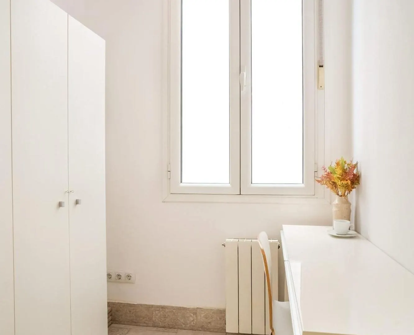 Historic Apartment With Private Terrace In Example Barcelona 0*,